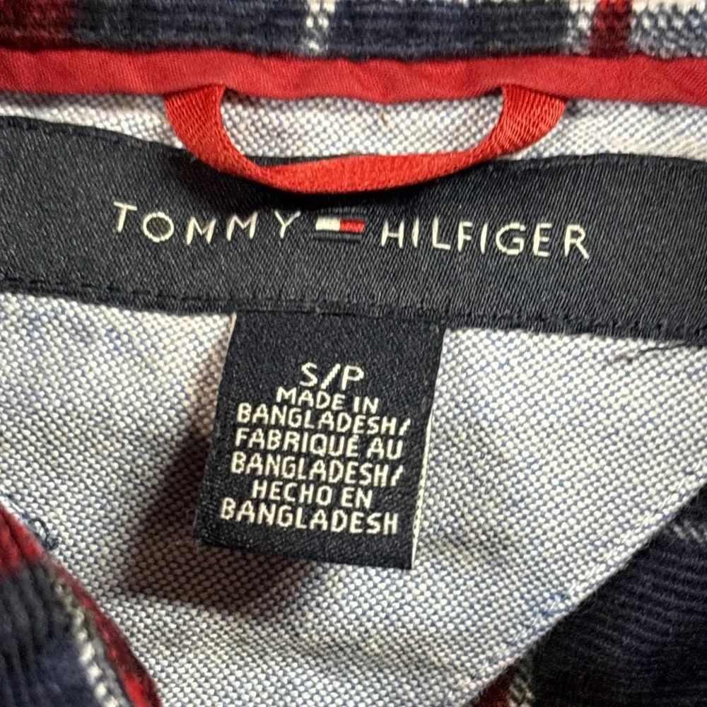 Tommy Hilfiger please check